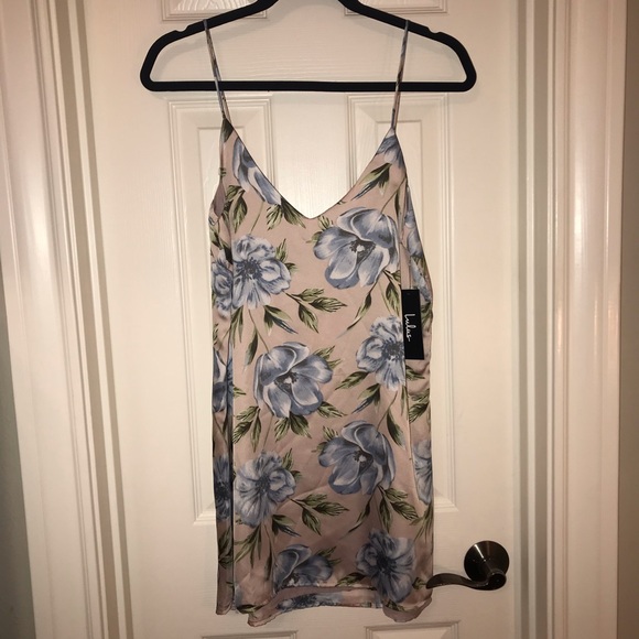 Lulu’s Silk Dress Bundle - Picture 3 of 3